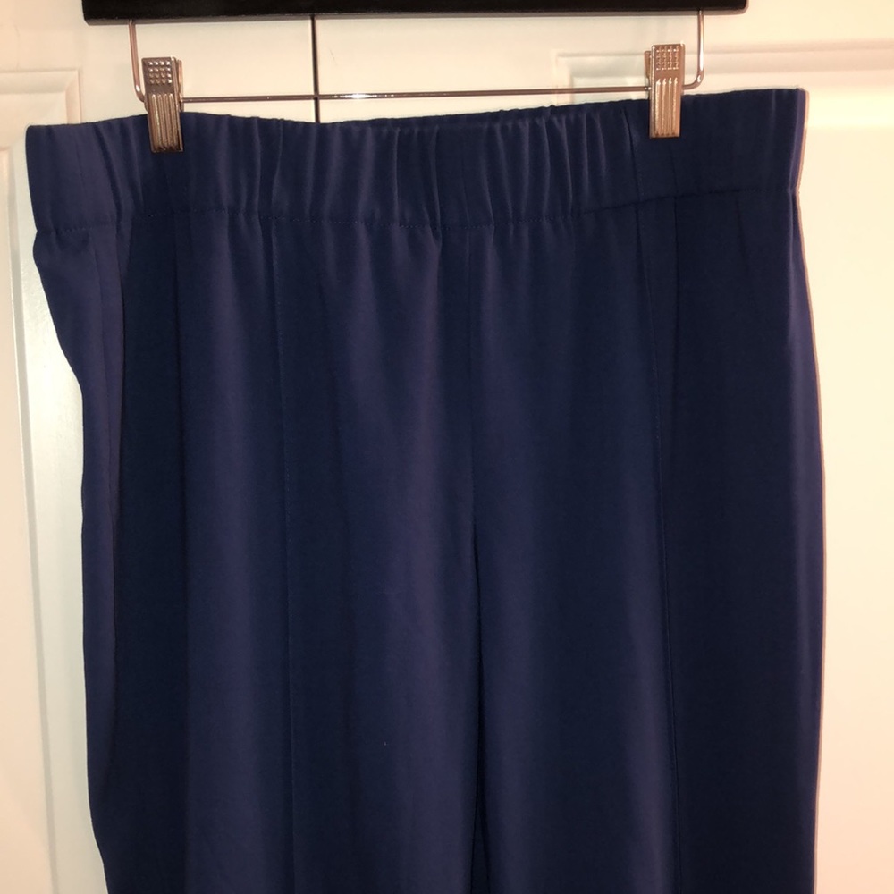 Like new womens bcbg leggings - Picture 2 of 7